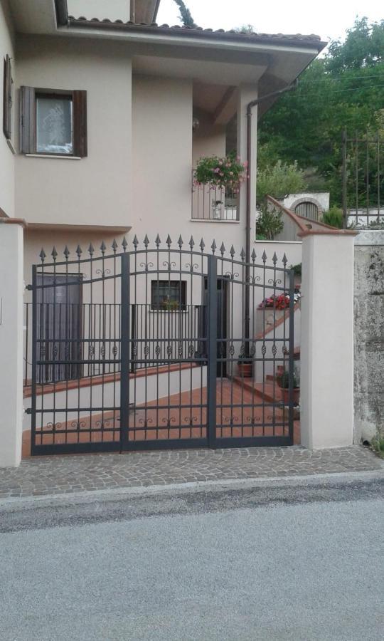 Villa Rosa Caporciano المظهر الخارجي الصورة