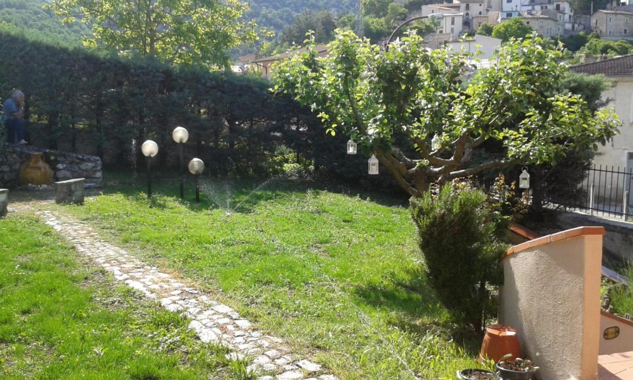 Villa Rosa Caporciano المظهر الخارجي الصورة